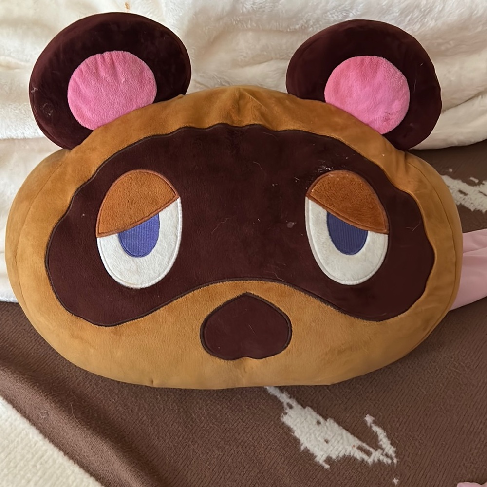 Hi! I’m selling this Tom nook pillow from animal crossing